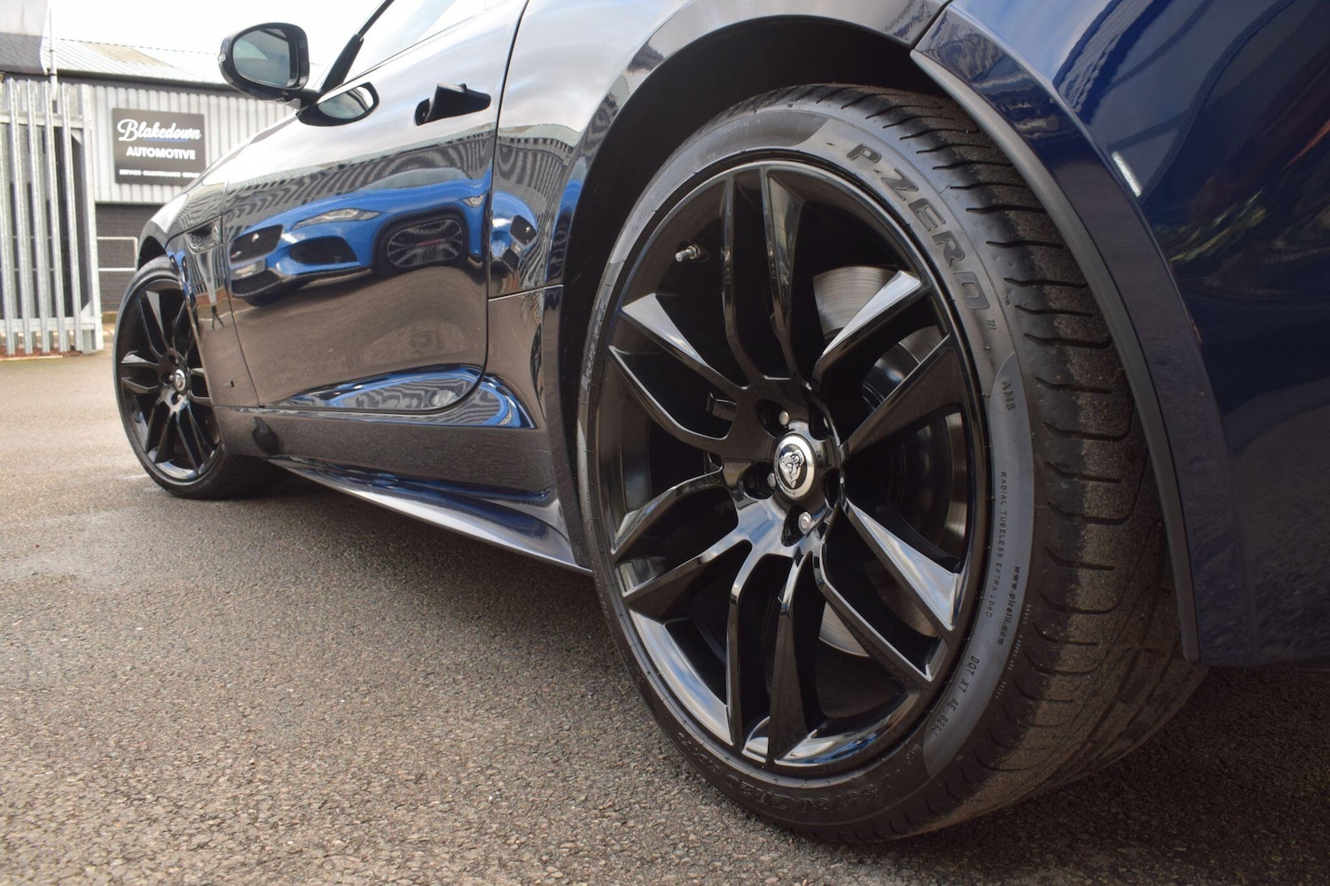 Used Jaguar F-Type 2024 for sale - 76886605: Photo 37