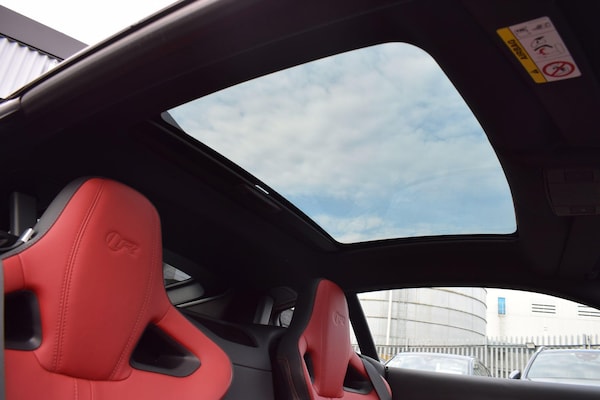 Used Jaguar F-Type 2015 for sale - 76317941: Photo 16