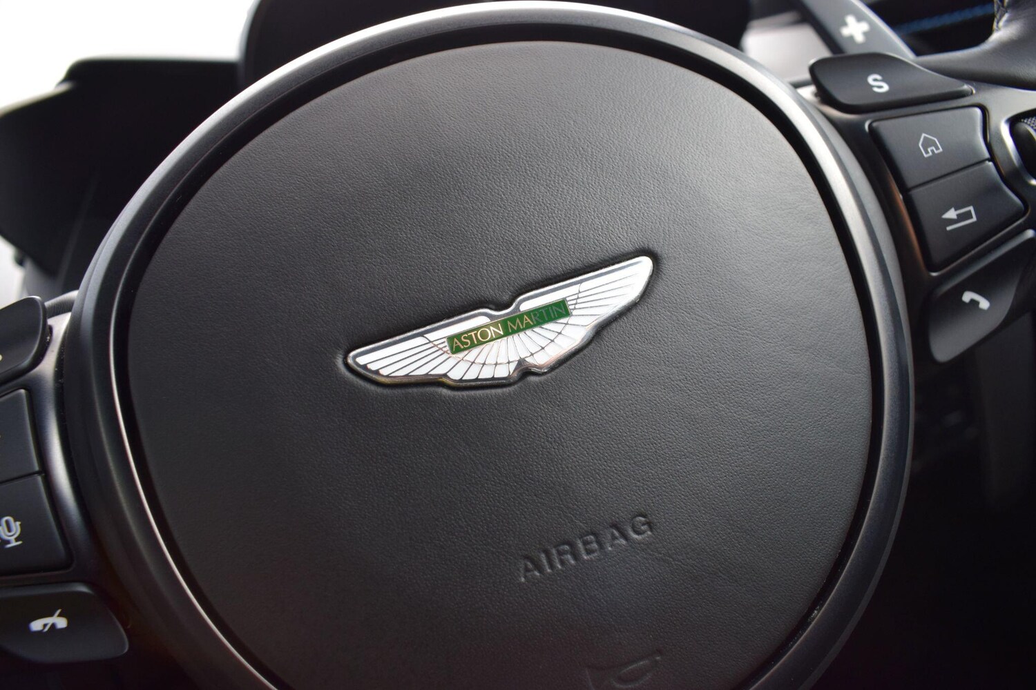 Used Aston Martin Vantage 2020 for sale - 77511330: Photo 15