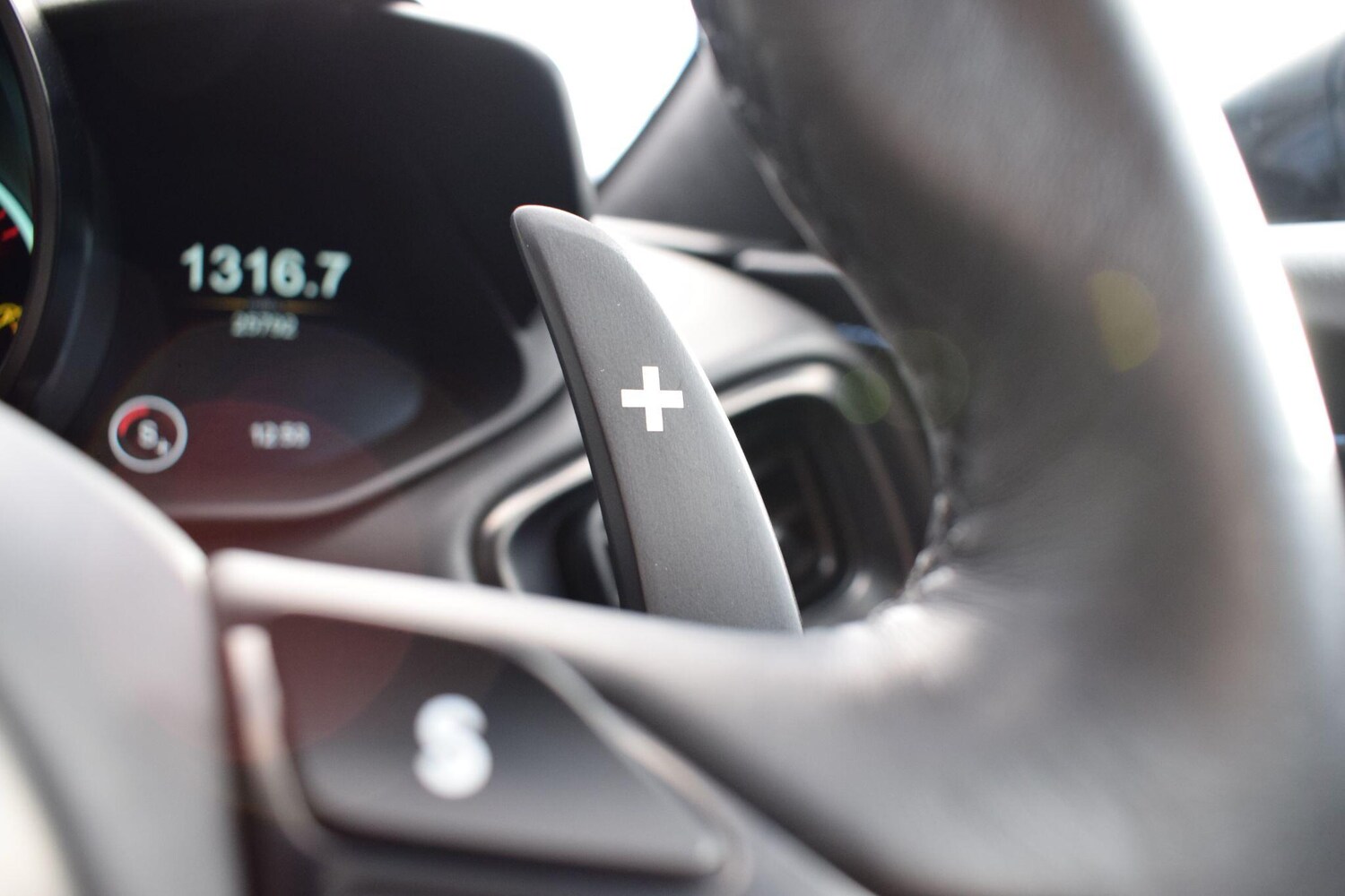 Used Aston Martin Vantage 2020 for sale - 77511330: Photo 16