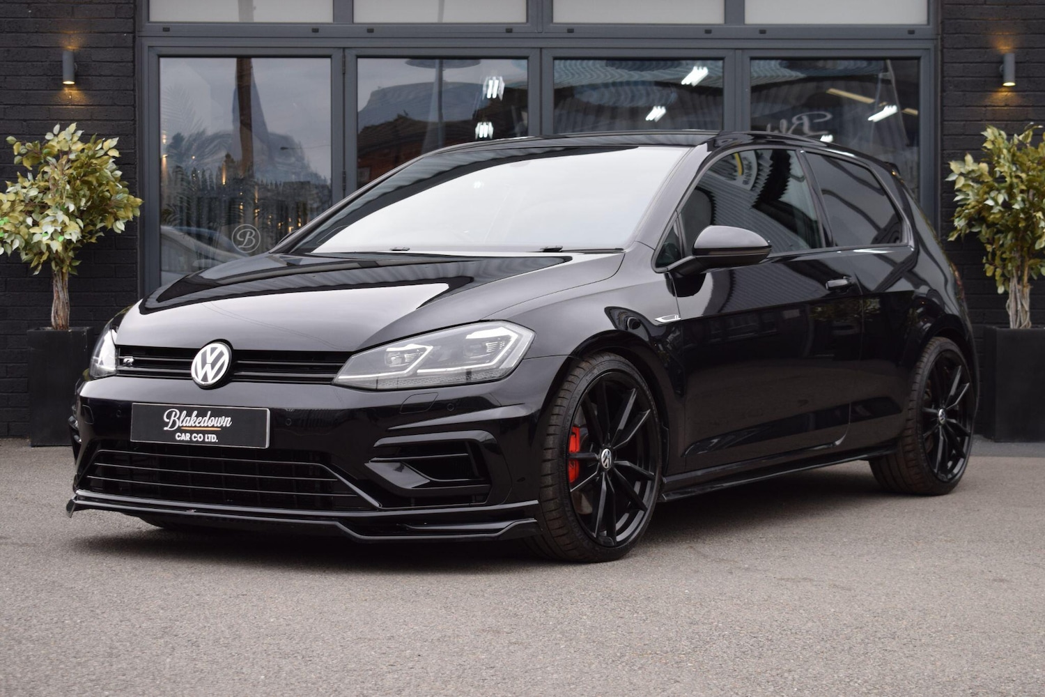 Used Volkswagen Golf 2018 for sale - 78127533: Photo 1