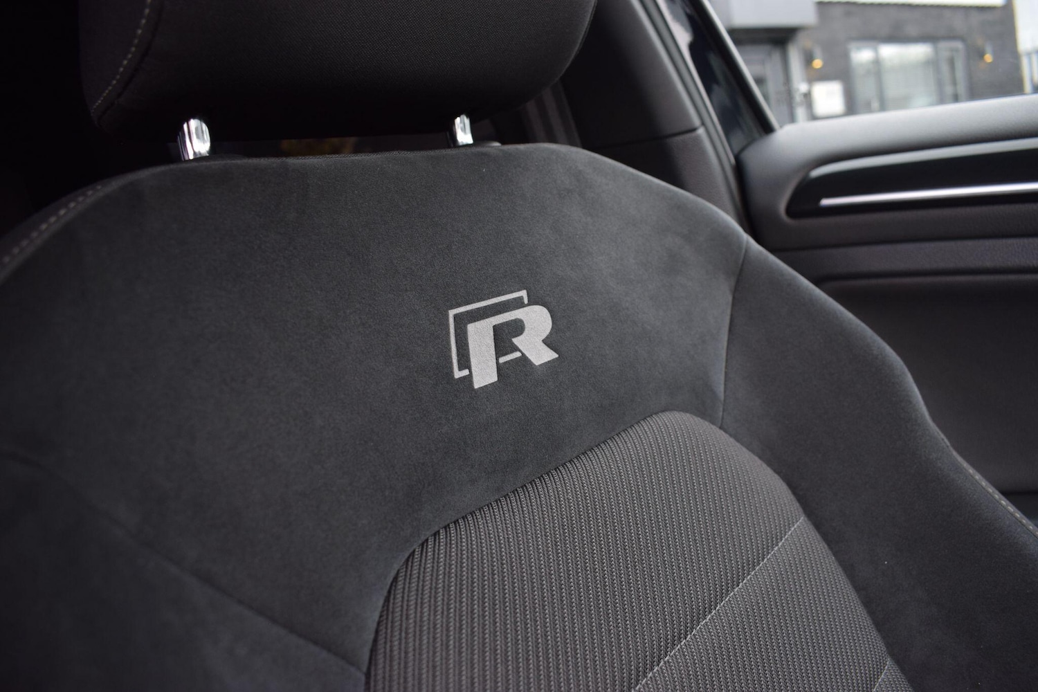 Used Volkswagen Golf 2018 for sale - 78127533: Photo 23