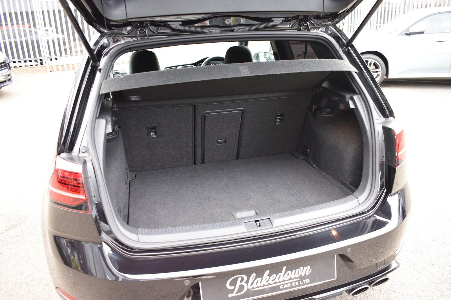 Used Volkswagen Golf 2018 for sale - 78127533: Photo 25