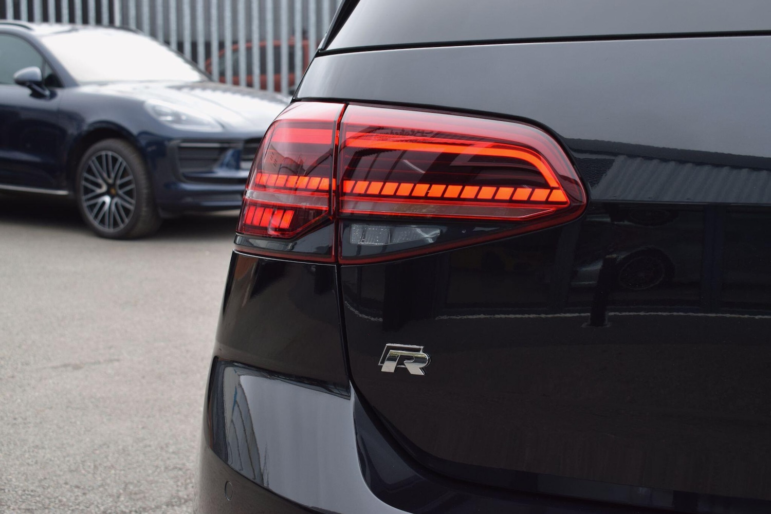 Used Volkswagen Golf 2018 for sale - 78127533: Photo 34