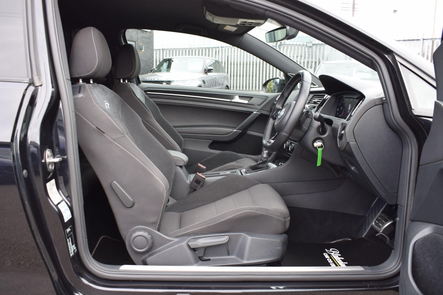 Used Volkswagen Golf 2018 for sale - 78127533: Photo 7