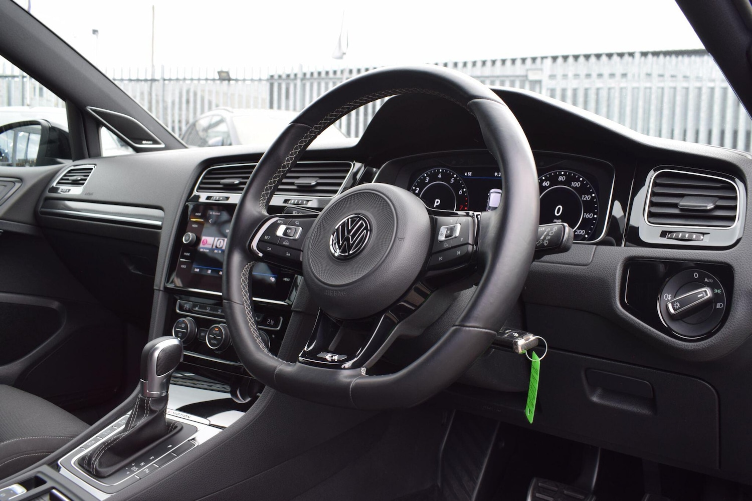 Used Volkswagen Golf 2018 for sale - 78127533: Photo 9