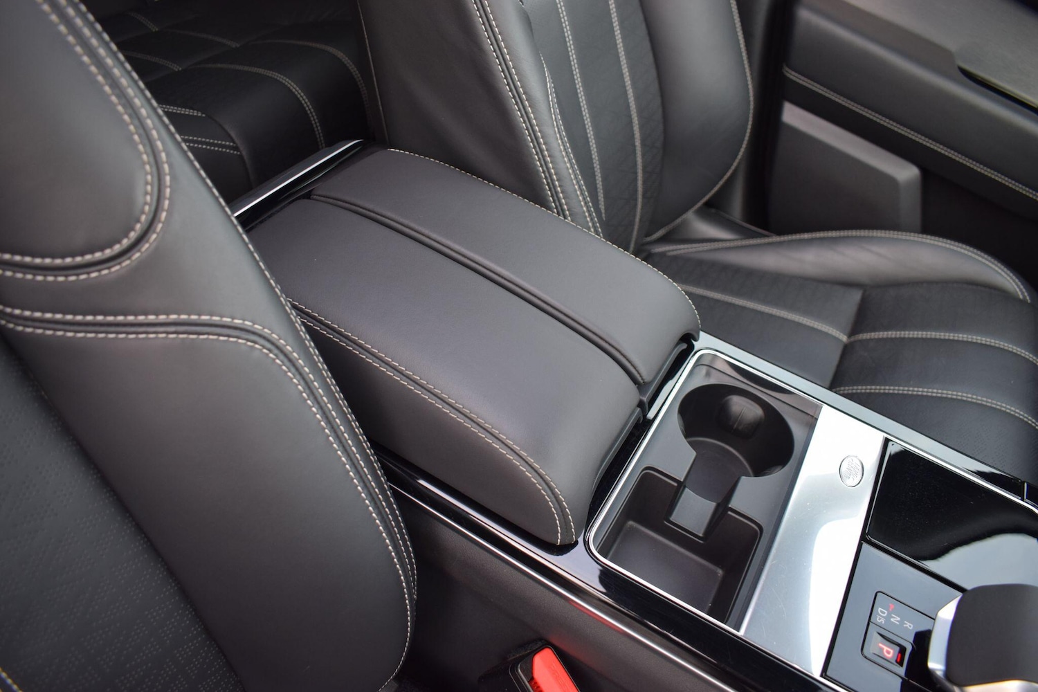 Used Land Rover Range Rover Velar 2022 for sale - 77977681: Photo 12