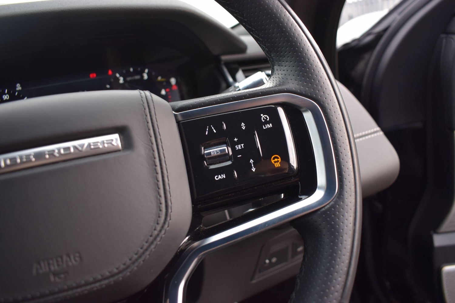 Used Land Rover Range Rover Velar 2022 for sale - 77977681: Photo 22