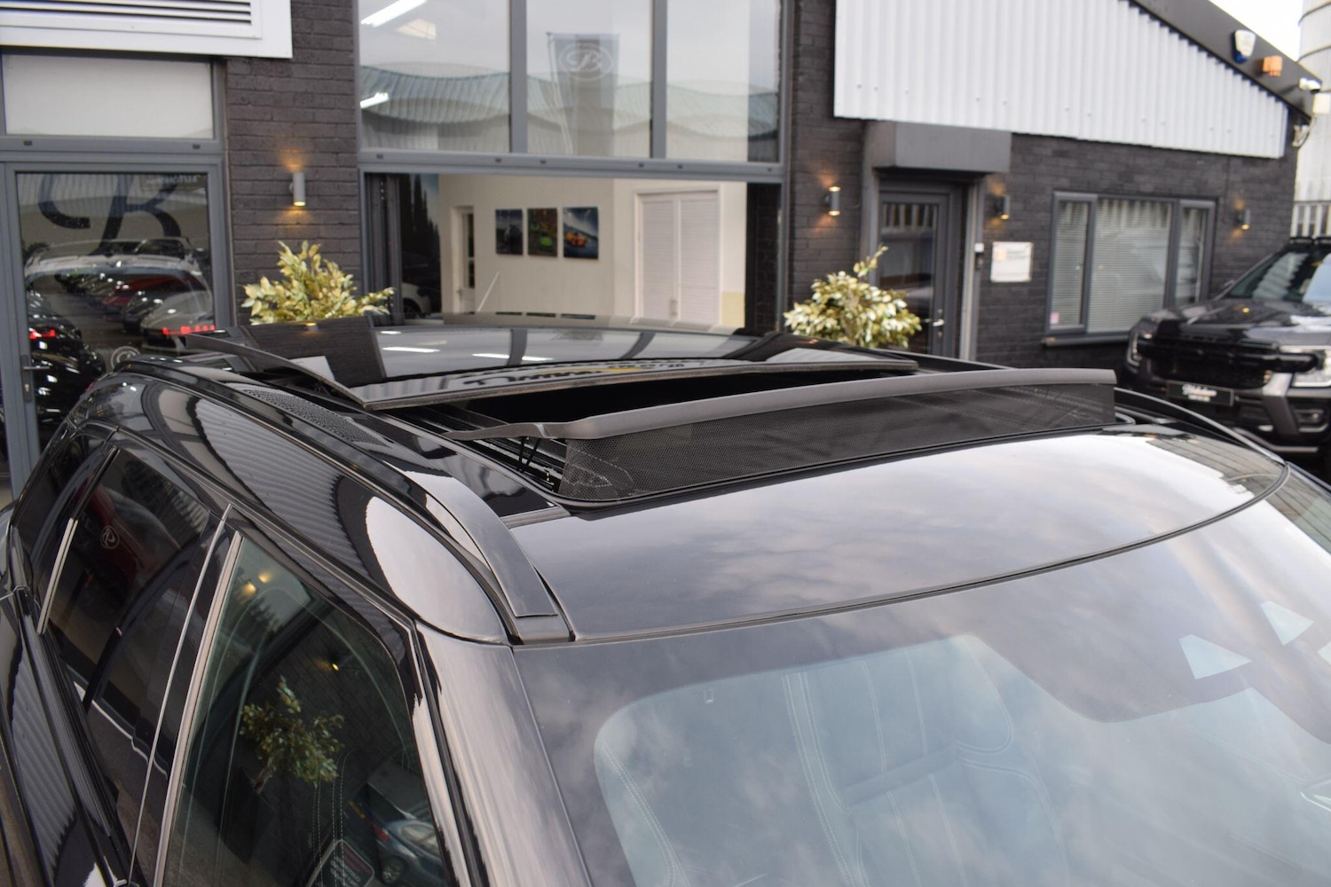 Used Land Rover Range Rover Velar 2022 for sale - 77977681: Photo 39