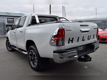 Used Toyota Hilux 2017 for sale - 75977197: Photo
