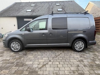Used Volkswagen Caddy Maxi 2019 for sale - 76424158: Photo