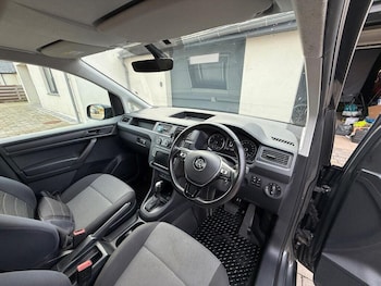 Used Volkswagen Caddy Maxi 2019 for sale - 76424158: Photo