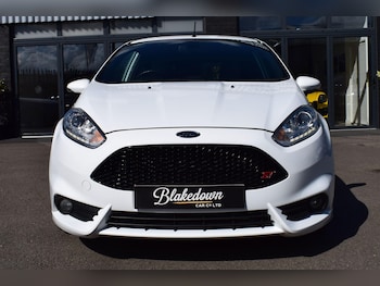 Used Ford Fiesta 2014 for sale - 75977500: Photo
