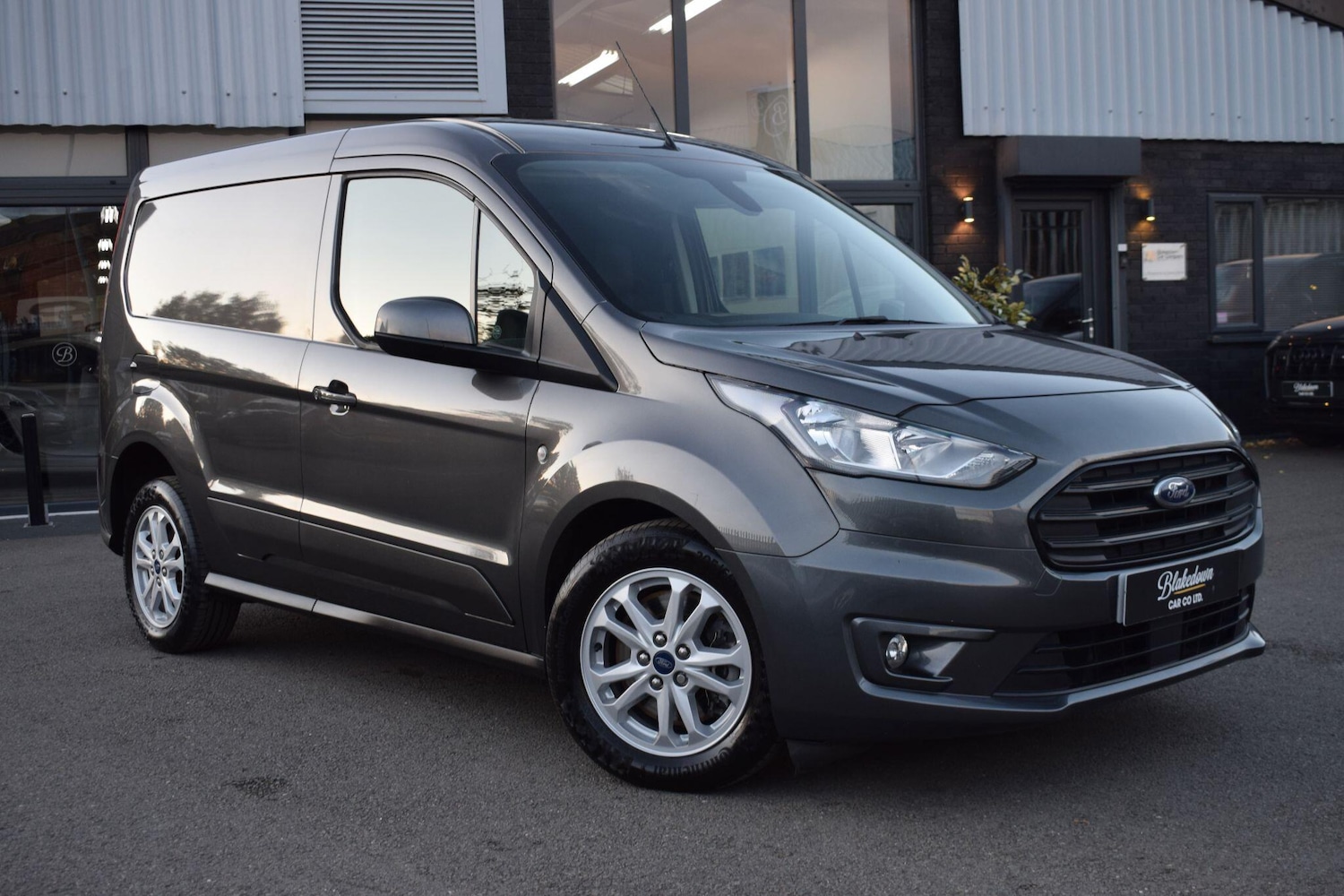 Used Ford Transit Connect 2022 for sale - 76613428: Photo 3