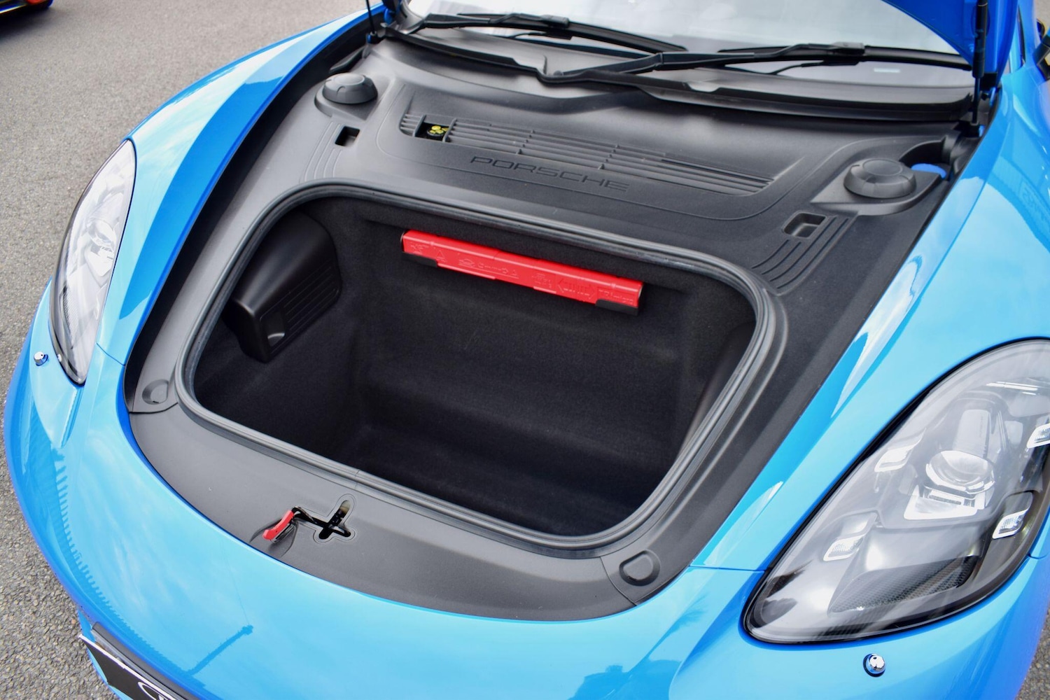 Used Porsche 718 Cayman 2021 for sale - 76389043: Photo 26