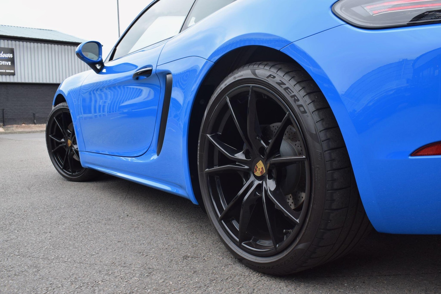 Used Porsche 718 Cayman 2021 for sale - 76389043: Photo 30