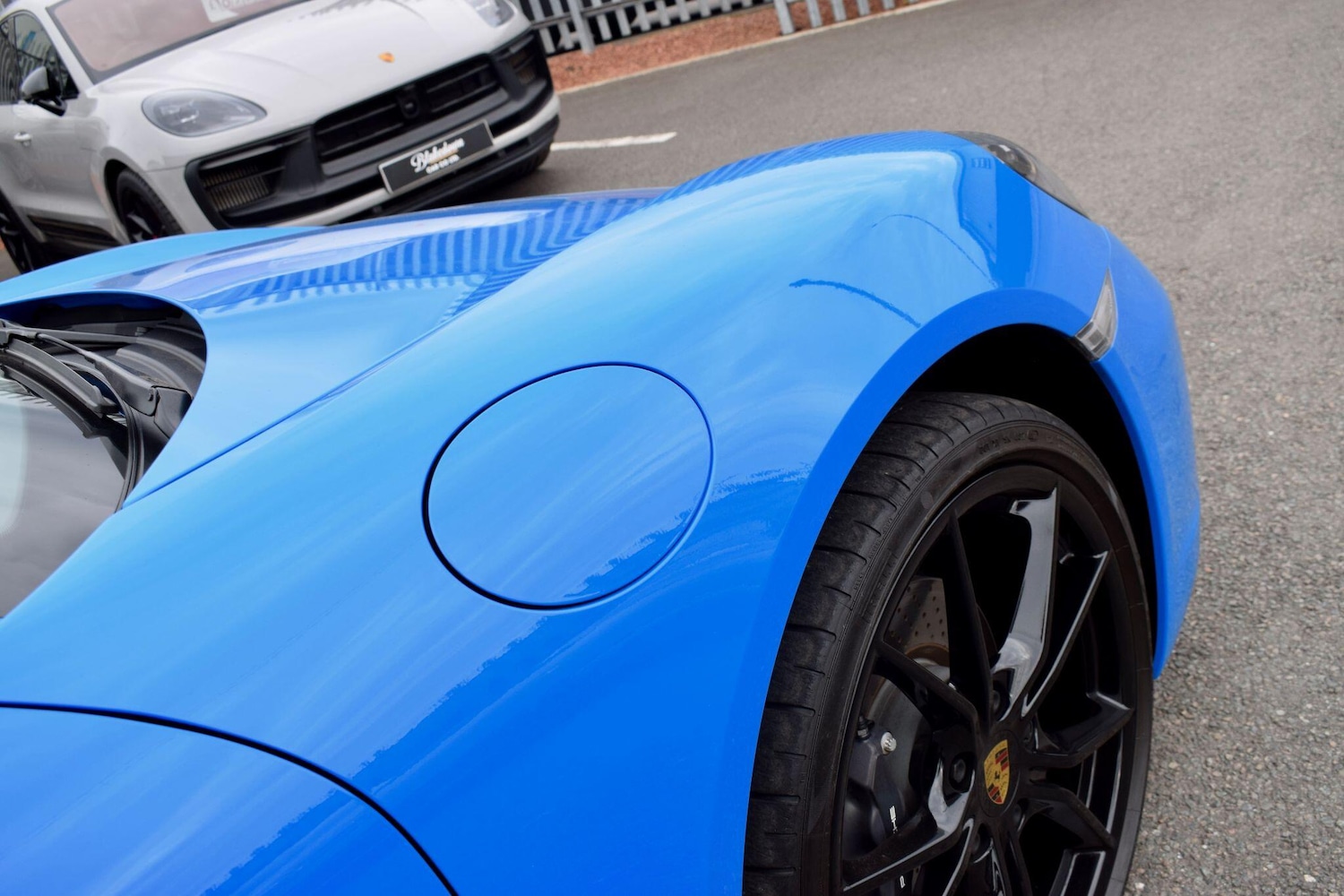 Used Porsche 718 Cayman 2021 for sale - 76389043: Photo 39