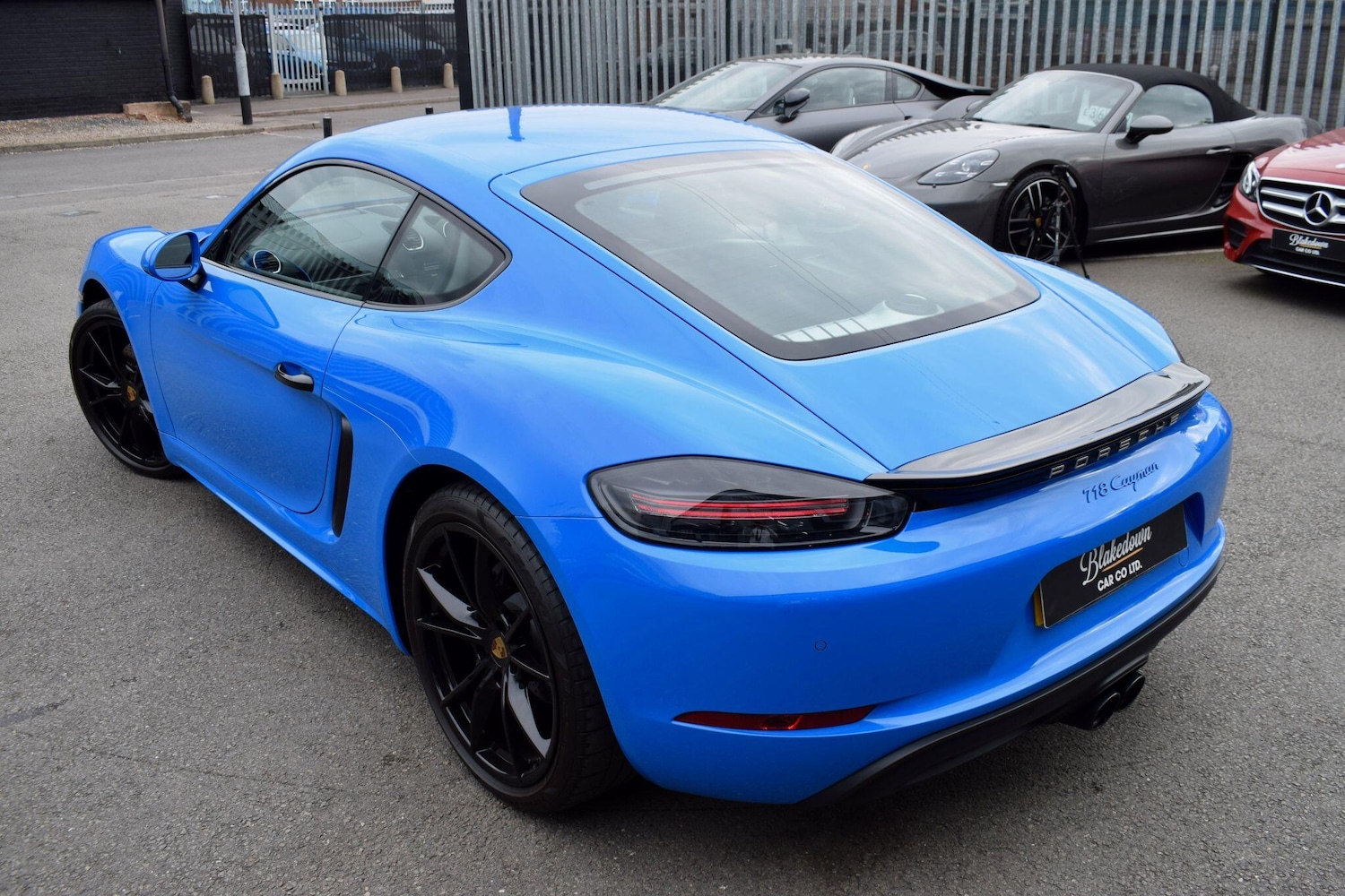Used Porsche 718 Cayman 2021 for sale - 76389043: Photo 4