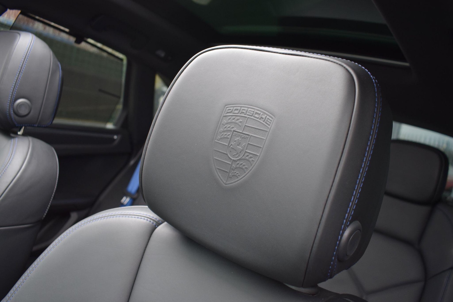 Used Porsche Macan 2021 for sale - 77892372: Photo 13