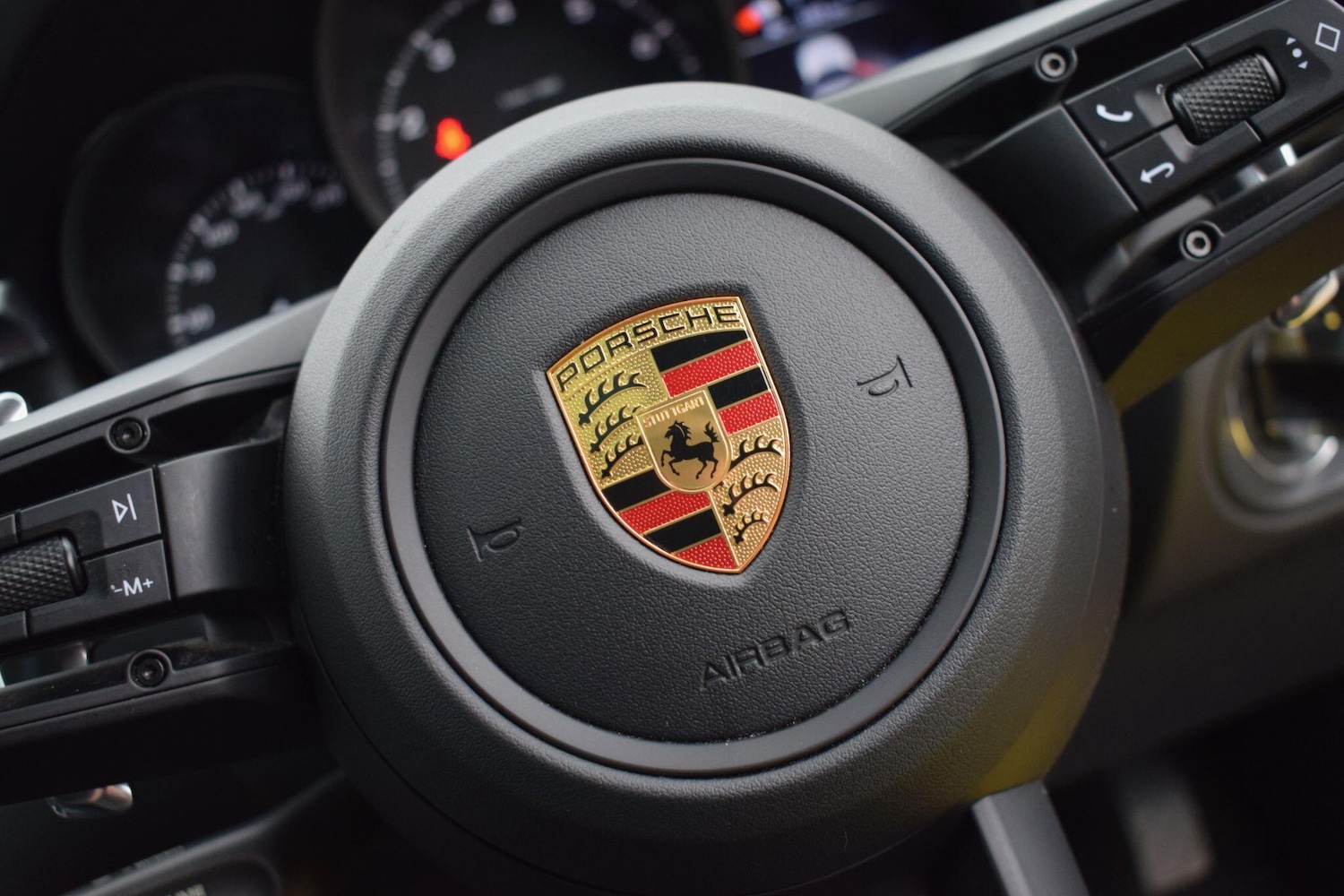 Used Porsche Macan 2021 for sale - 77892372: Photo 19