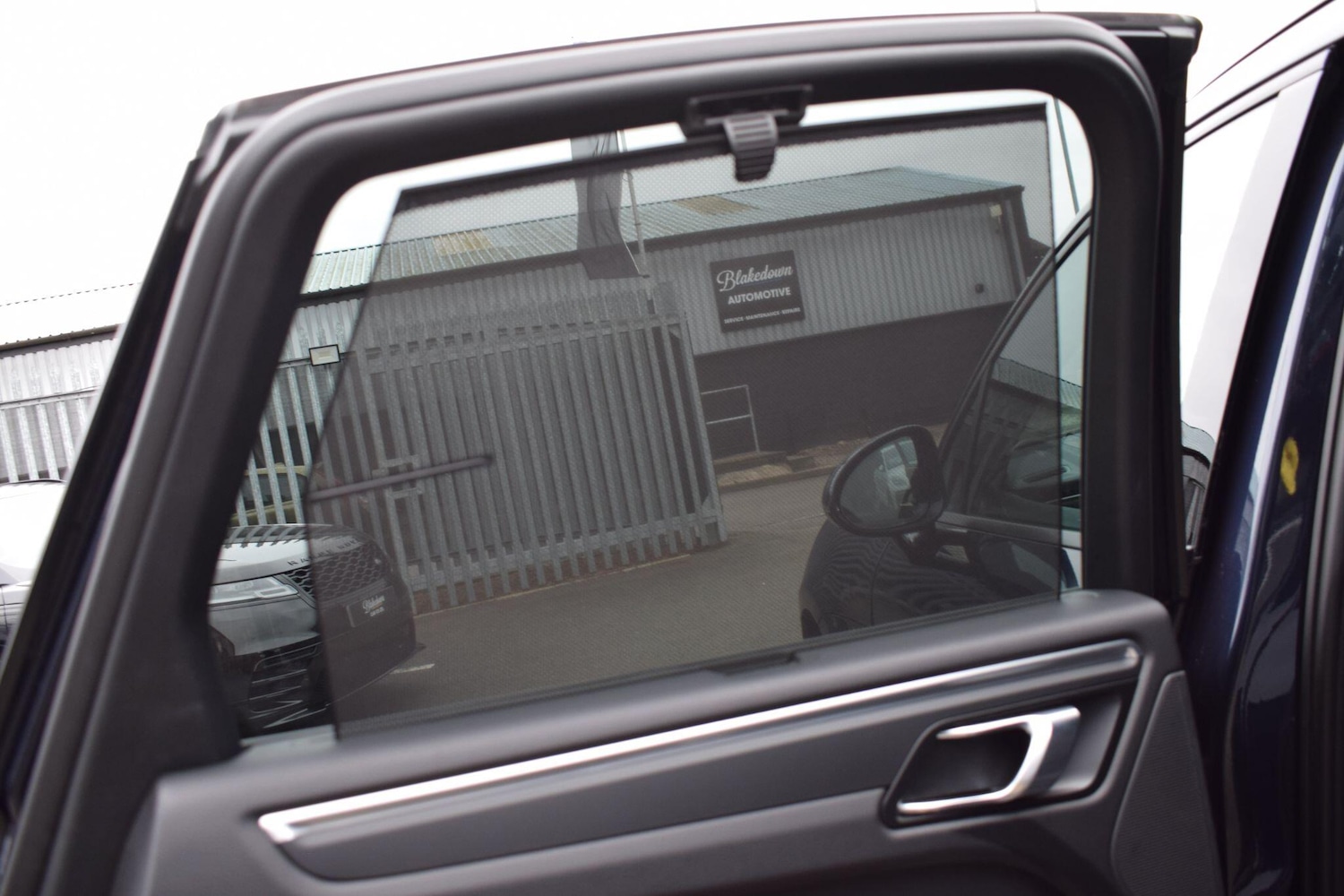 Used Porsche Macan 2021 for sale - 77892372: Photo 23