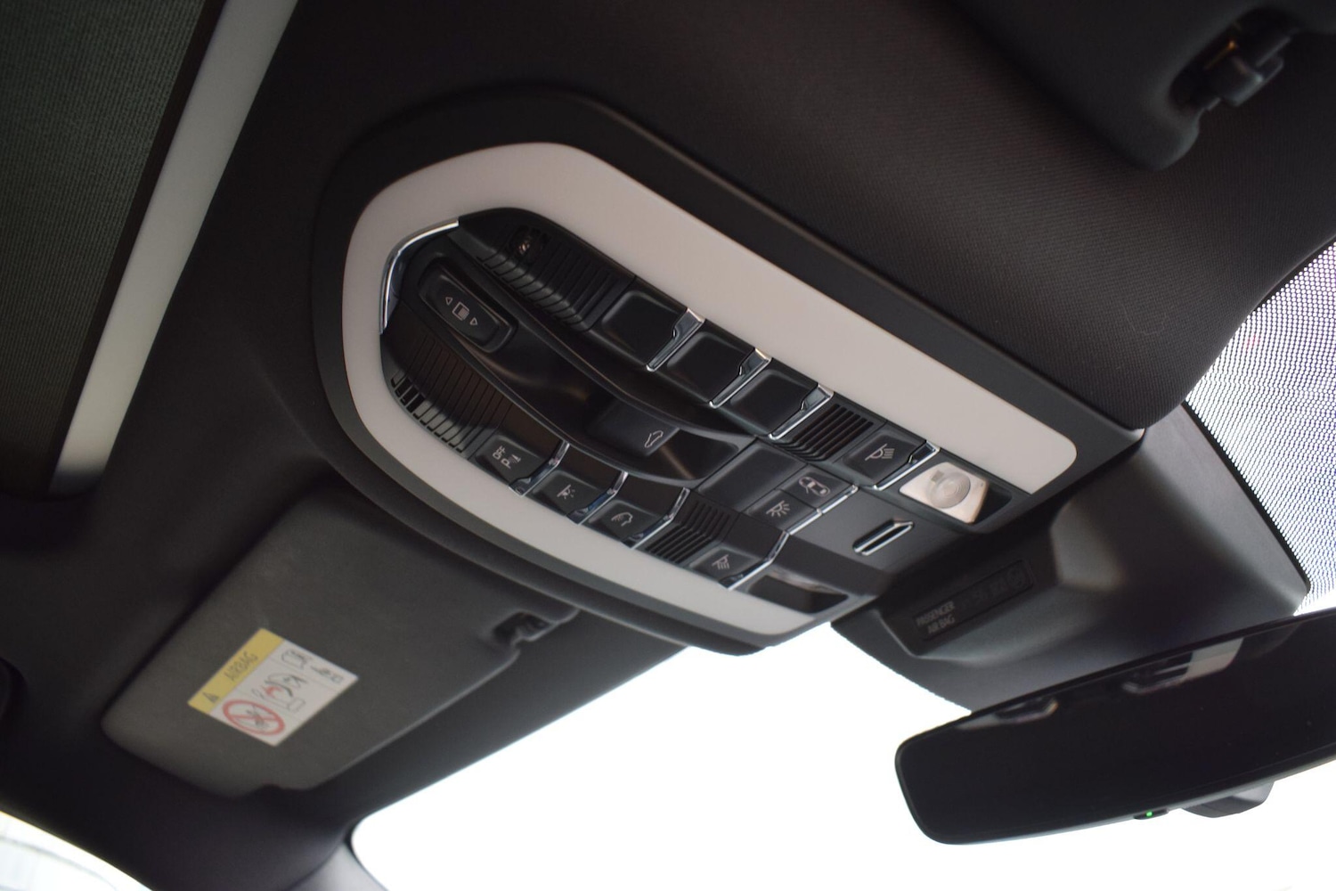 Used Porsche Macan 2021 for sale - 77892372: Photo 26