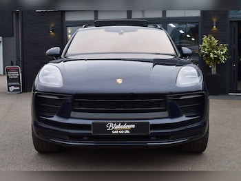 Used Porsche Macan 2021 for sale - 77892372: Photo