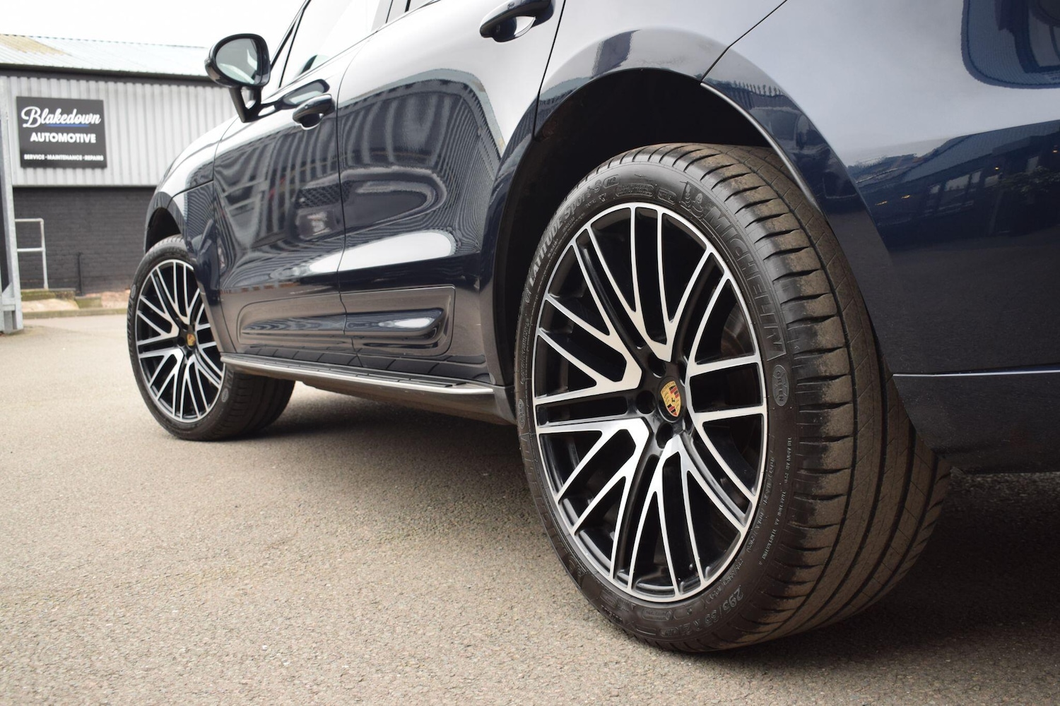 Used Porsche Macan 2021 for sale - 77892372: Photo 37