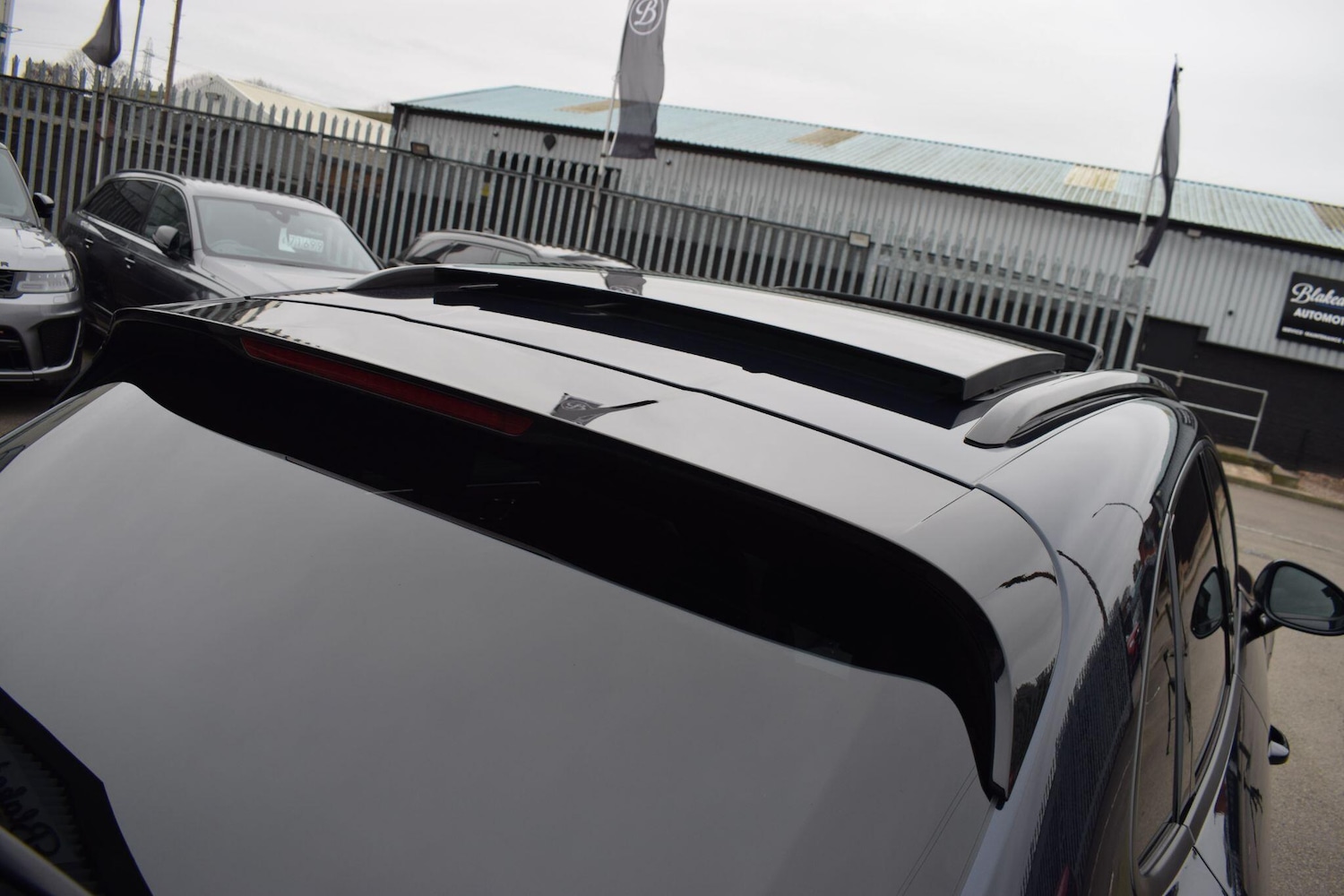 Used Porsche Macan 2021 for sale - 77892372: Photo 41