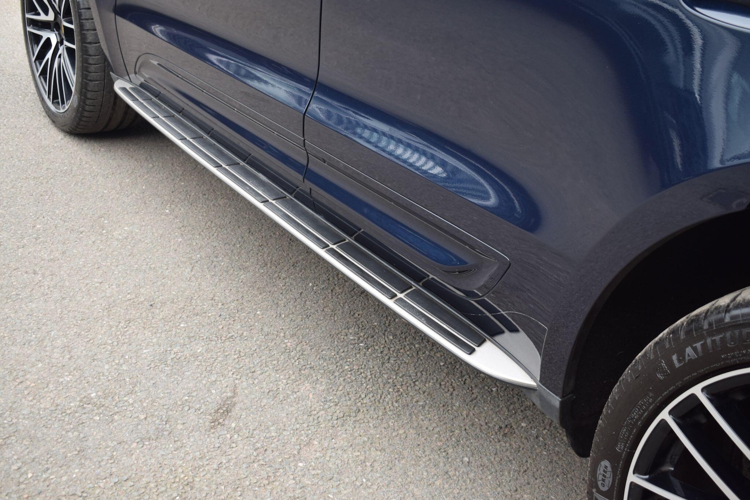 Used Porsche Macan 2021 for sale - 77892372: Photo 49