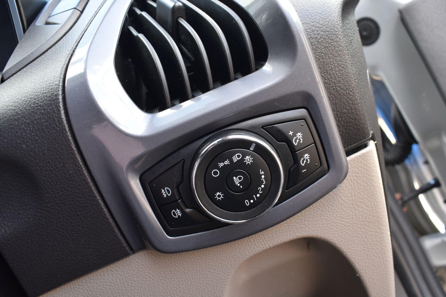 Used Ford Transit Custom 2018 for sale - 78157866: Photo 16