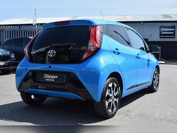 Used Toyota AYGO 2019 for sale - 76689655: Photo