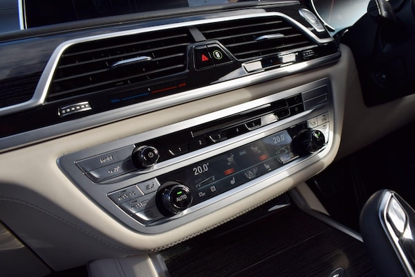 Used BMW 7 Series 2018 for sale - 76020650: Photo 27