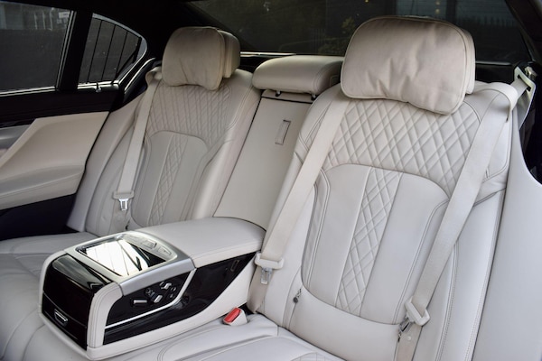 Used BMW 7 Series 2018 for sale - 76020650: Photo 43