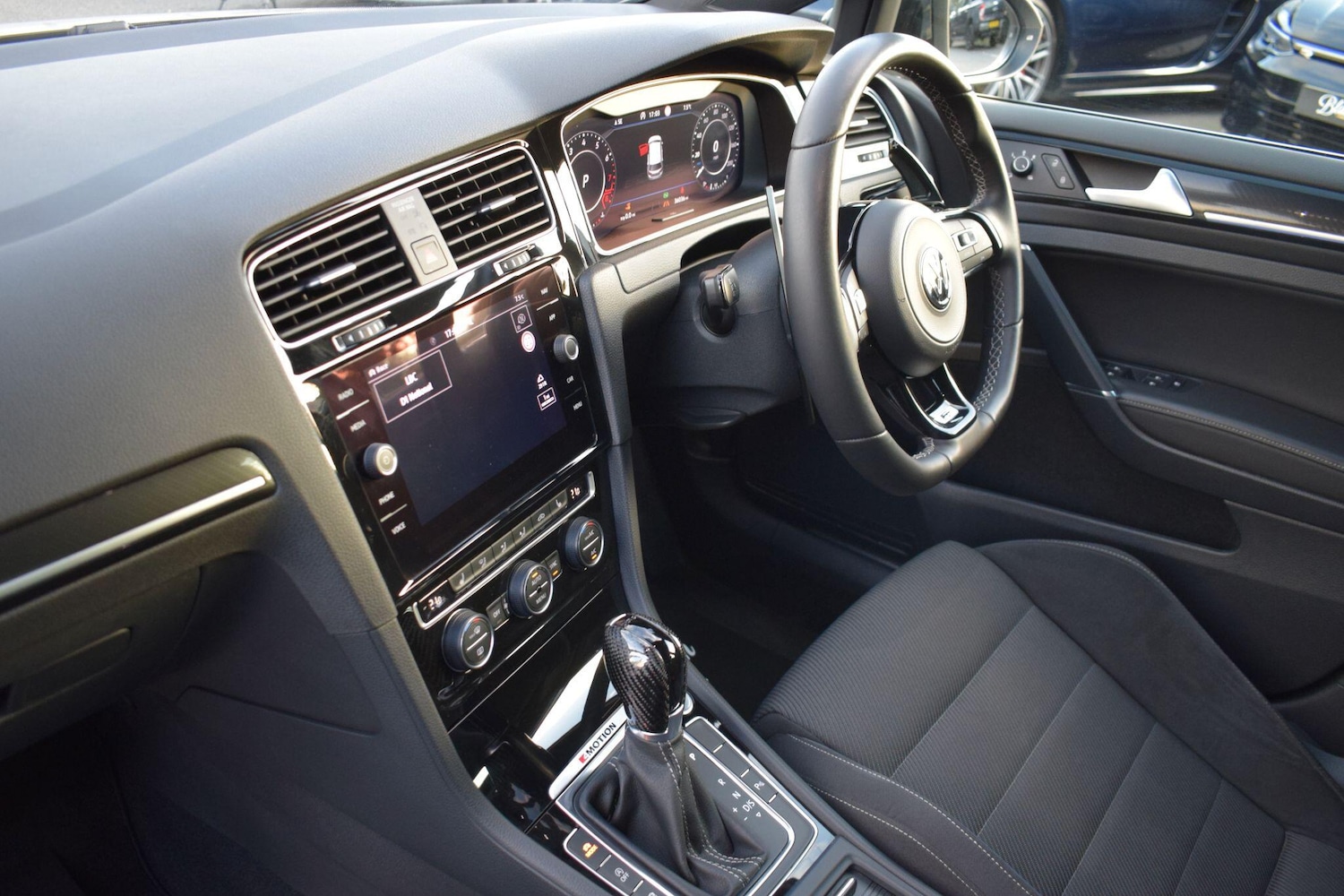 Used Volkswagen Golf 2019 for sale - 76473296: Photo 10