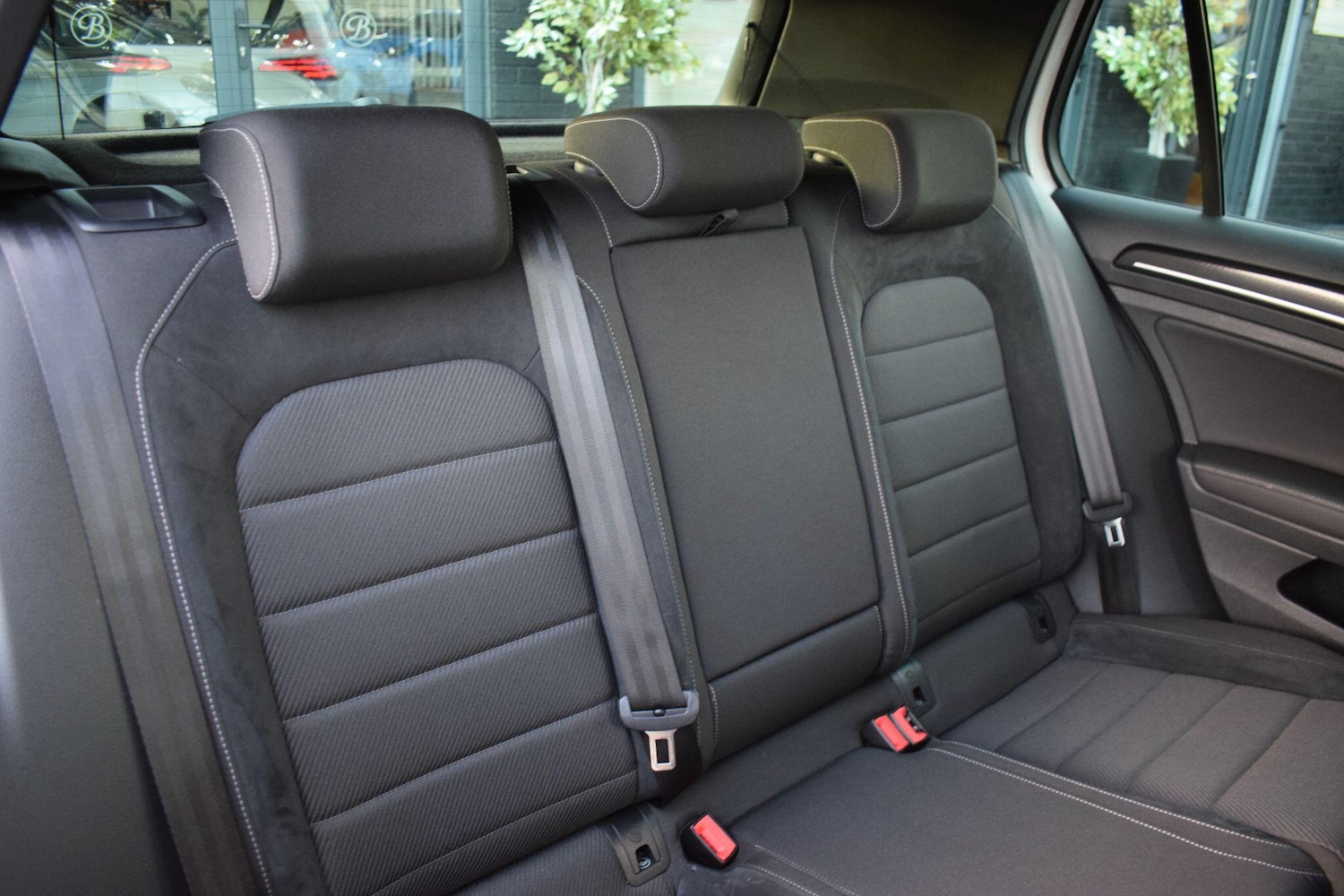 Used Volkswagen Golf 2019 for sale - 76473296: Photo 30