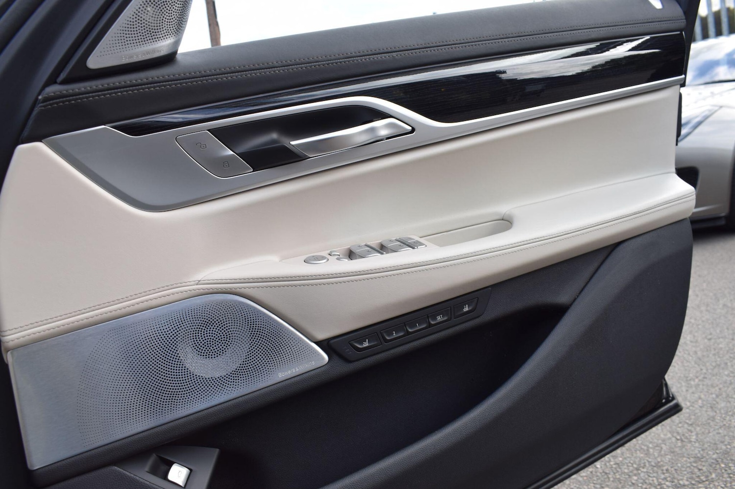 Used BMW 7 Series 2018 for sale - 76633323: Photo 40