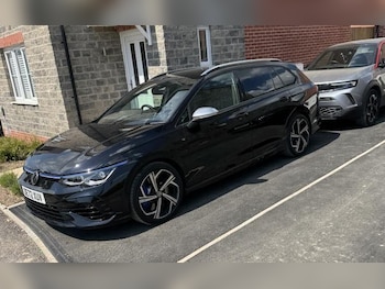 Used Volkswagen Golf 2022 for sale - 76175568: Photo 2