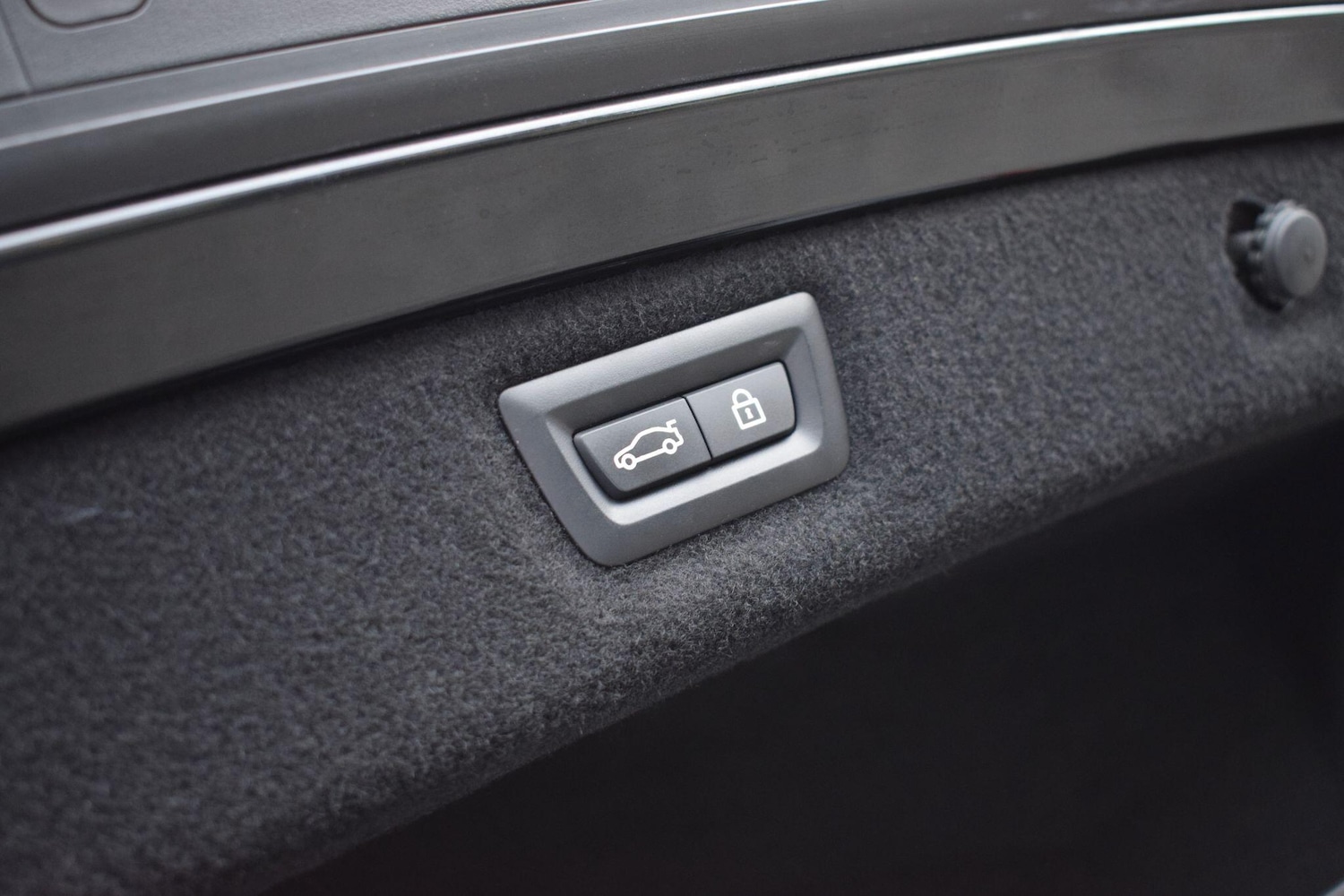 Used BMW M8 2021 for sale - 77119873: Photo 37