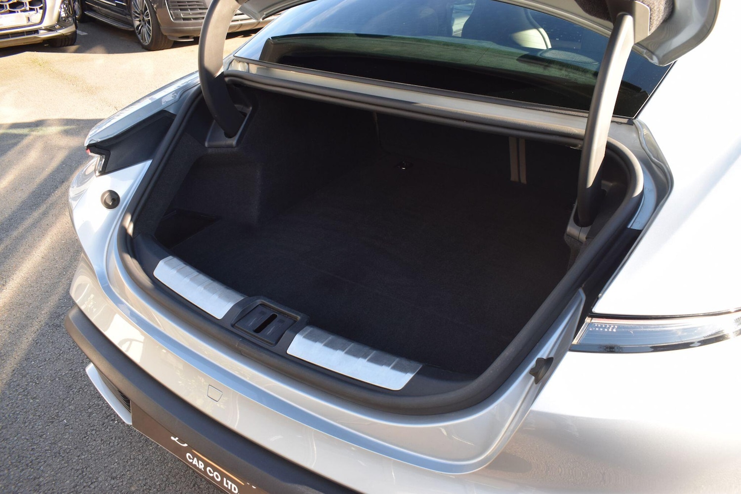 Used Porsche Taycan 2020 for sale - 77040767: Photo 49