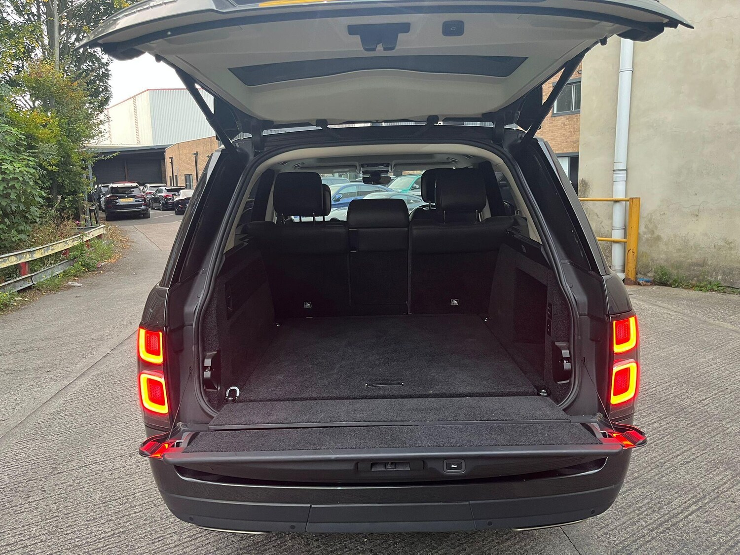 Used Land Rover Range Rover 2019 for sale - 76371189: Photo 7