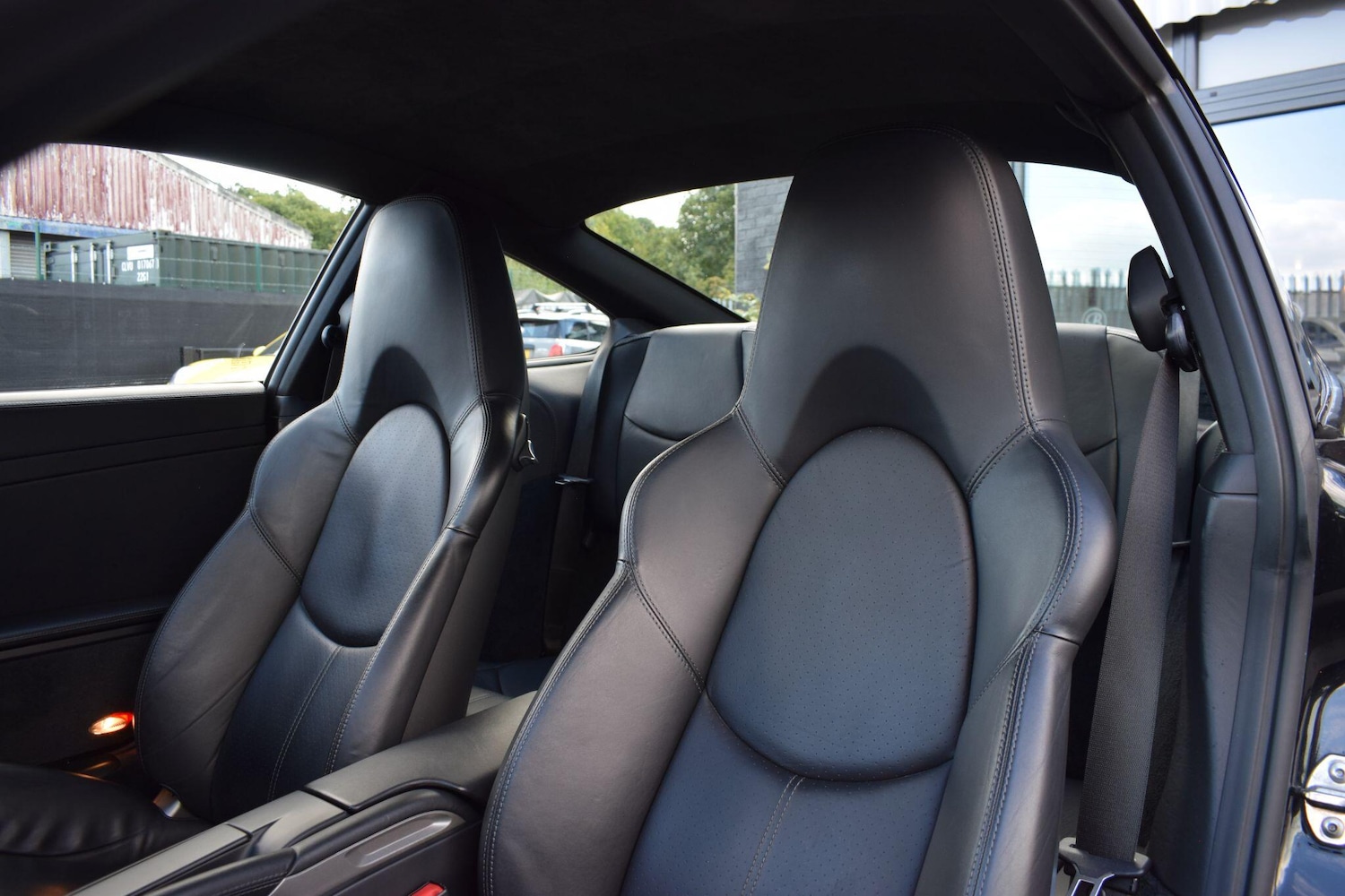 Used Porsche 911 2009 for sale - 76020386: Photo 10