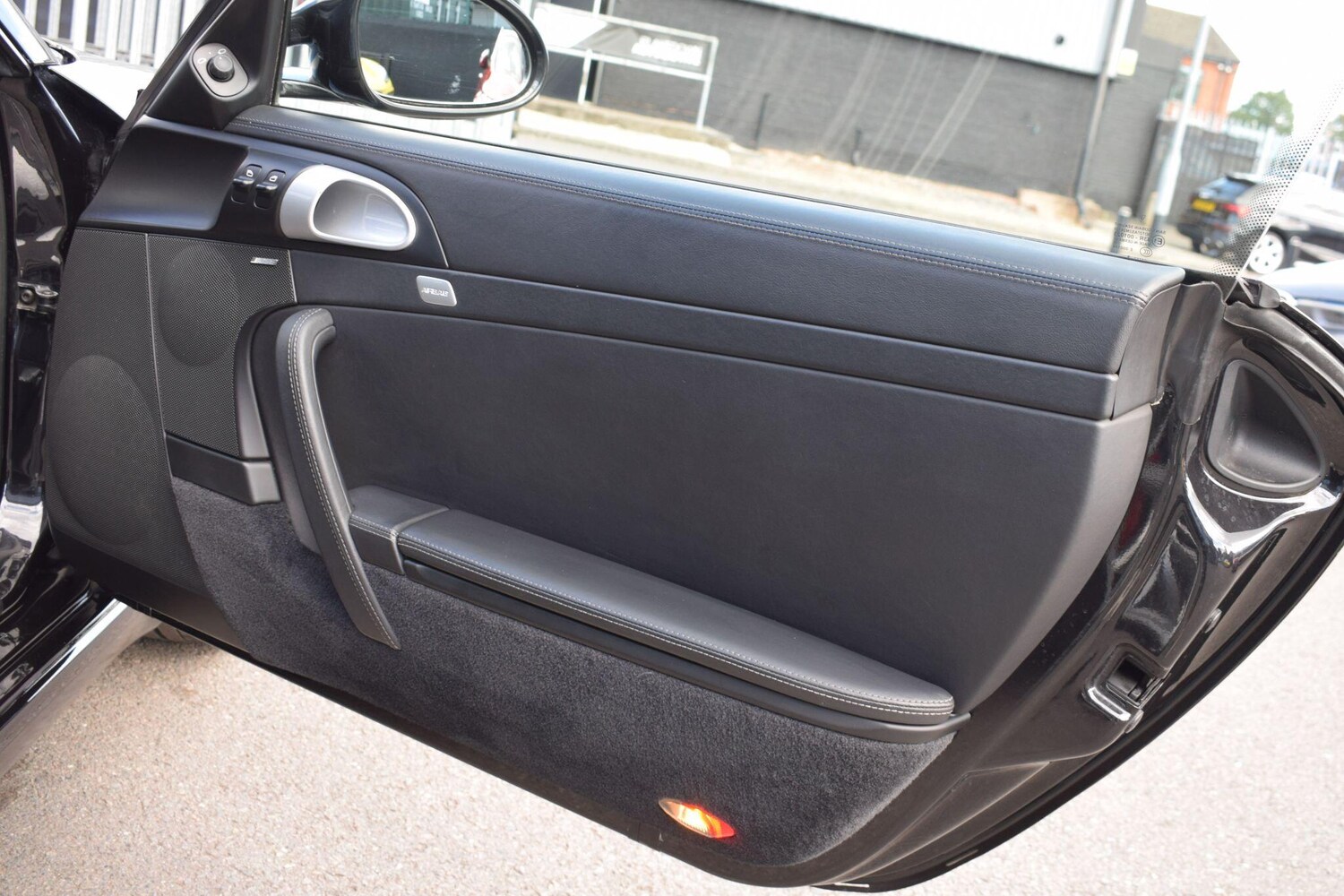 Used Porsche 911 2009 for sale - 76020386: Photo 27