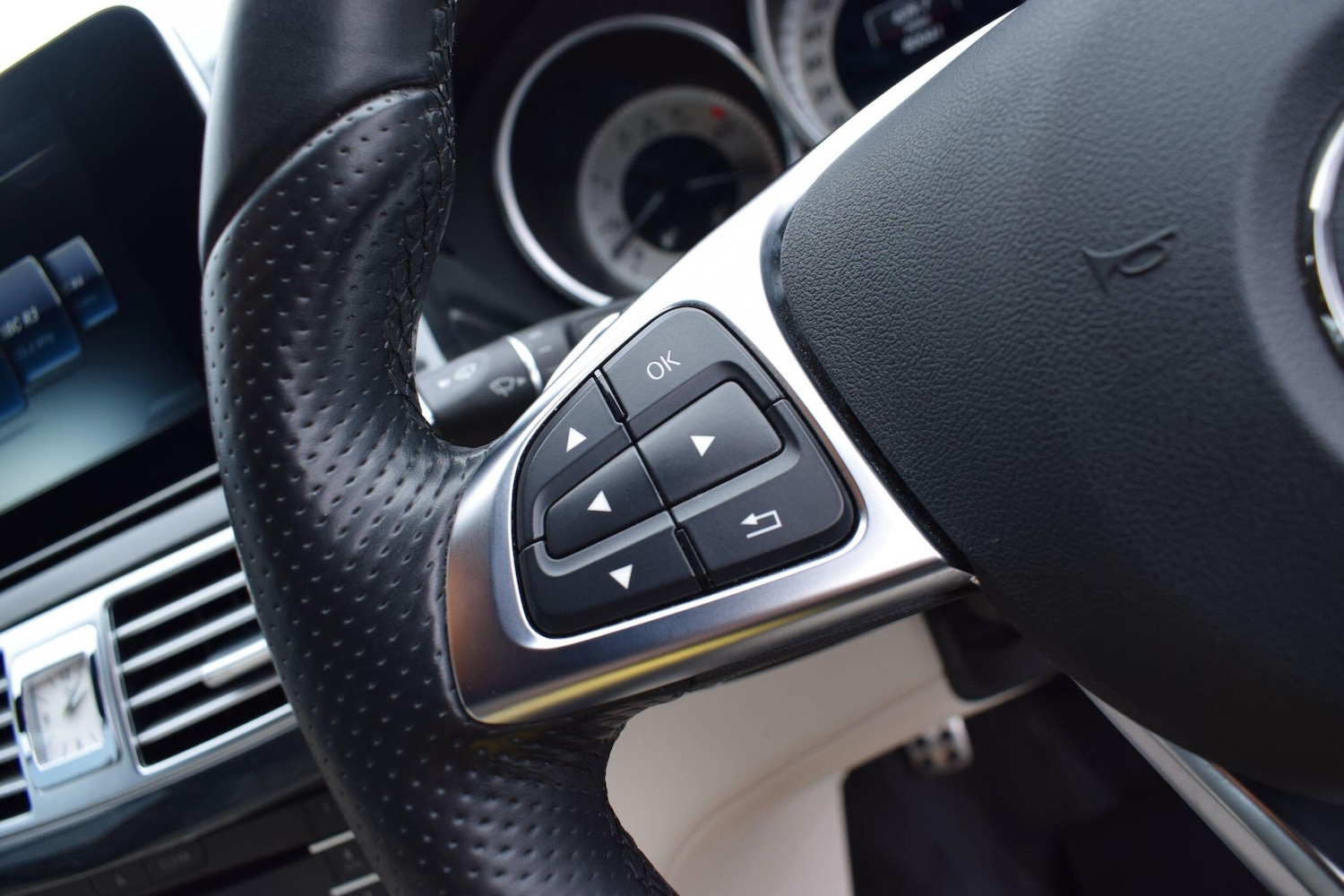 Used Mercedes-Benz CLS 2015 for sale - 77190809: Photo 11