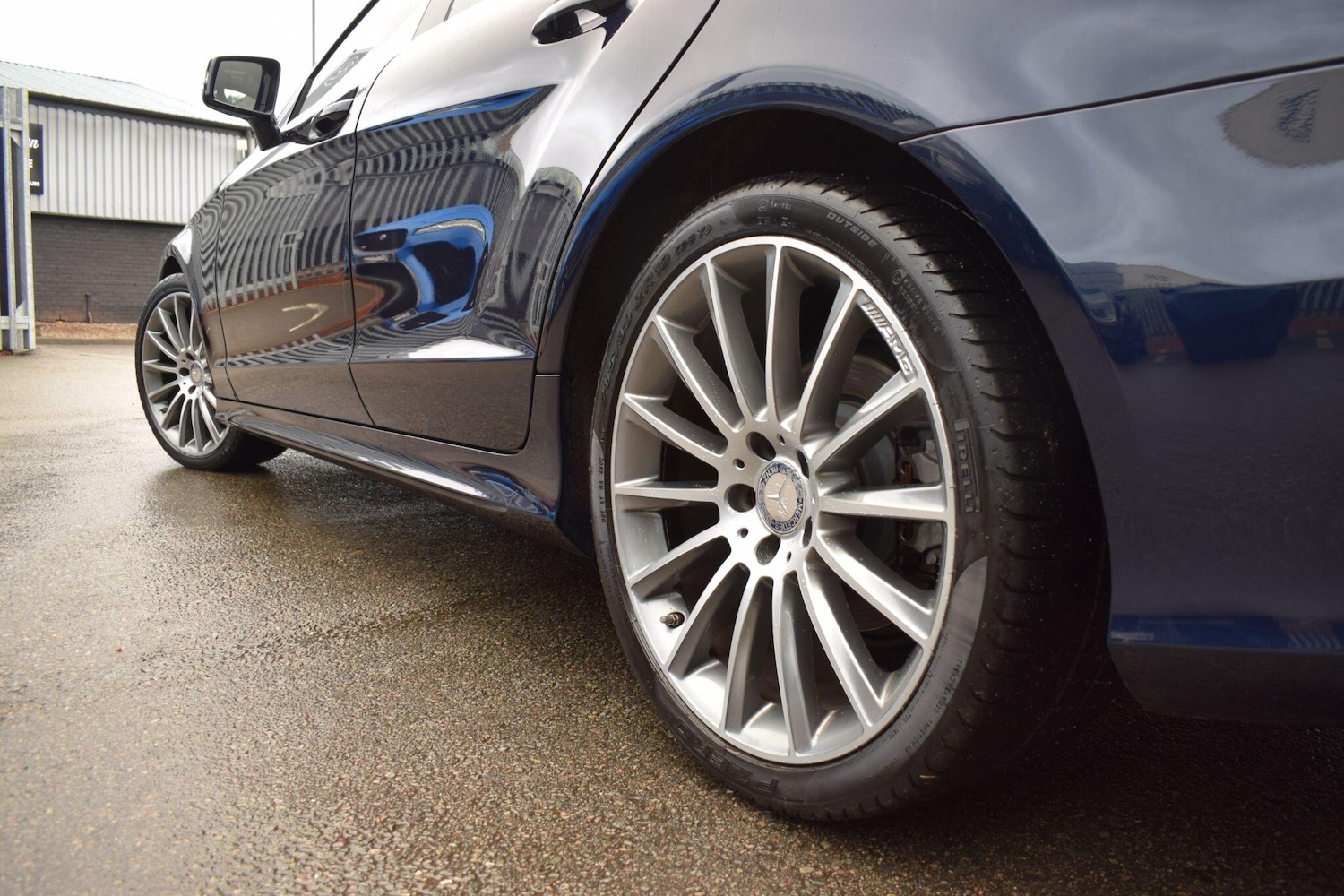 Used Mercedes-Benz CLS 2015 for sale - 77190809: Photo 32