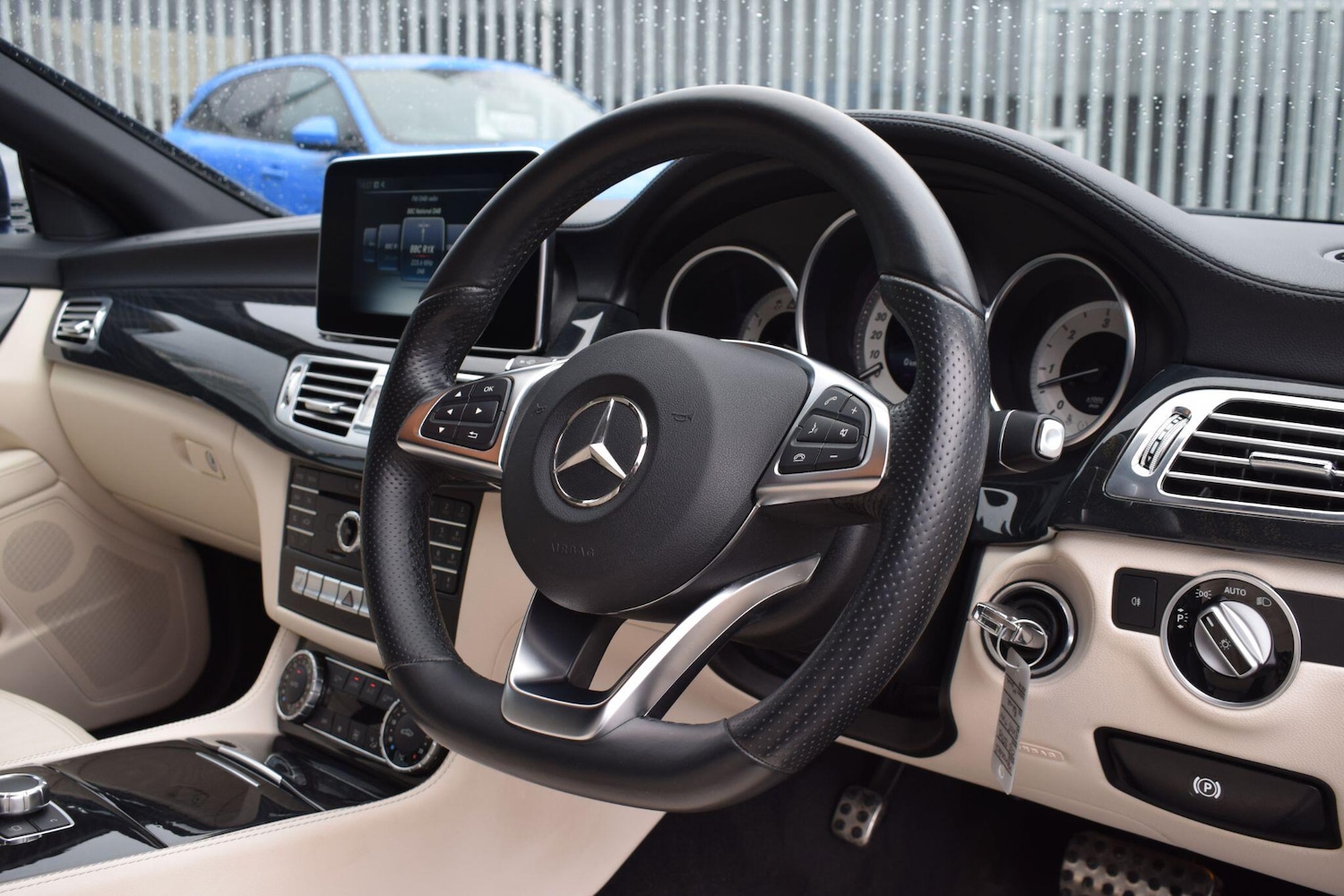 Used Mercedes-Benz CLS 2015 for sale - 77190809: Photo 9