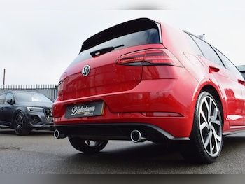 Used Volkswagen Golf 2017 for sale - 77597654: Photo