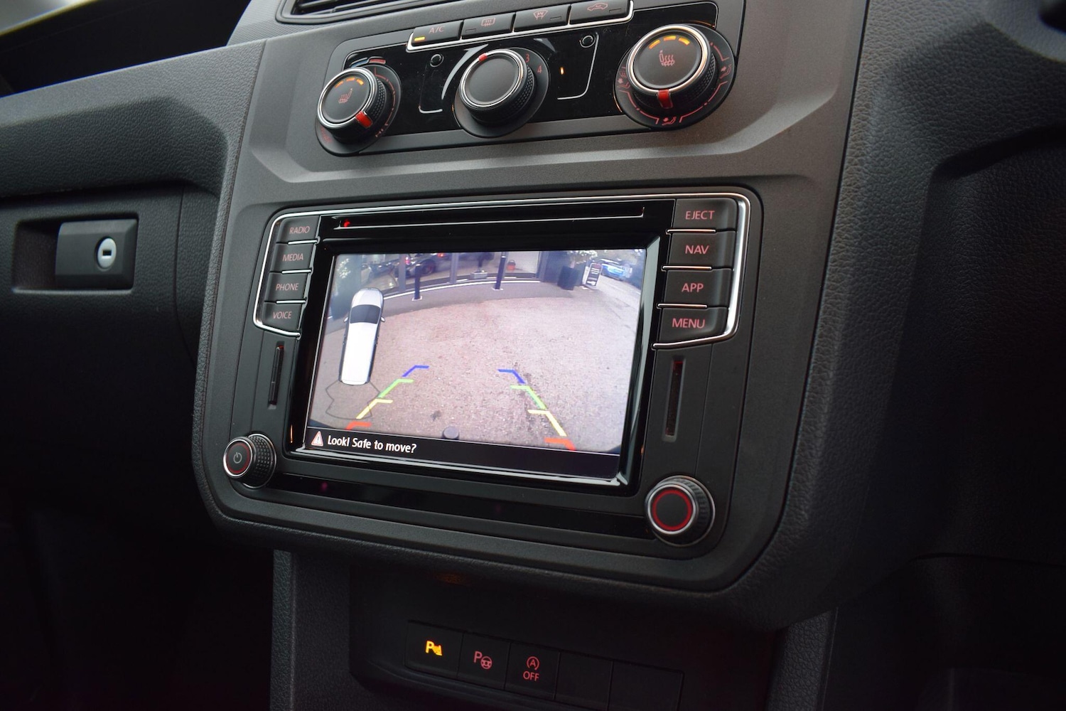 Used Volkswagen Caddy Maxi 2019 for sale - 76742932: Photo 14