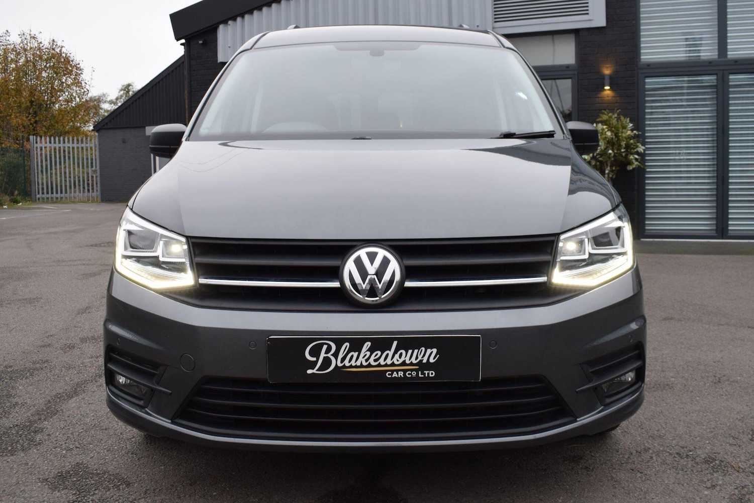 Used Volkswagen Caddy Maxi 2019 for sale - 76742932: Photo 2