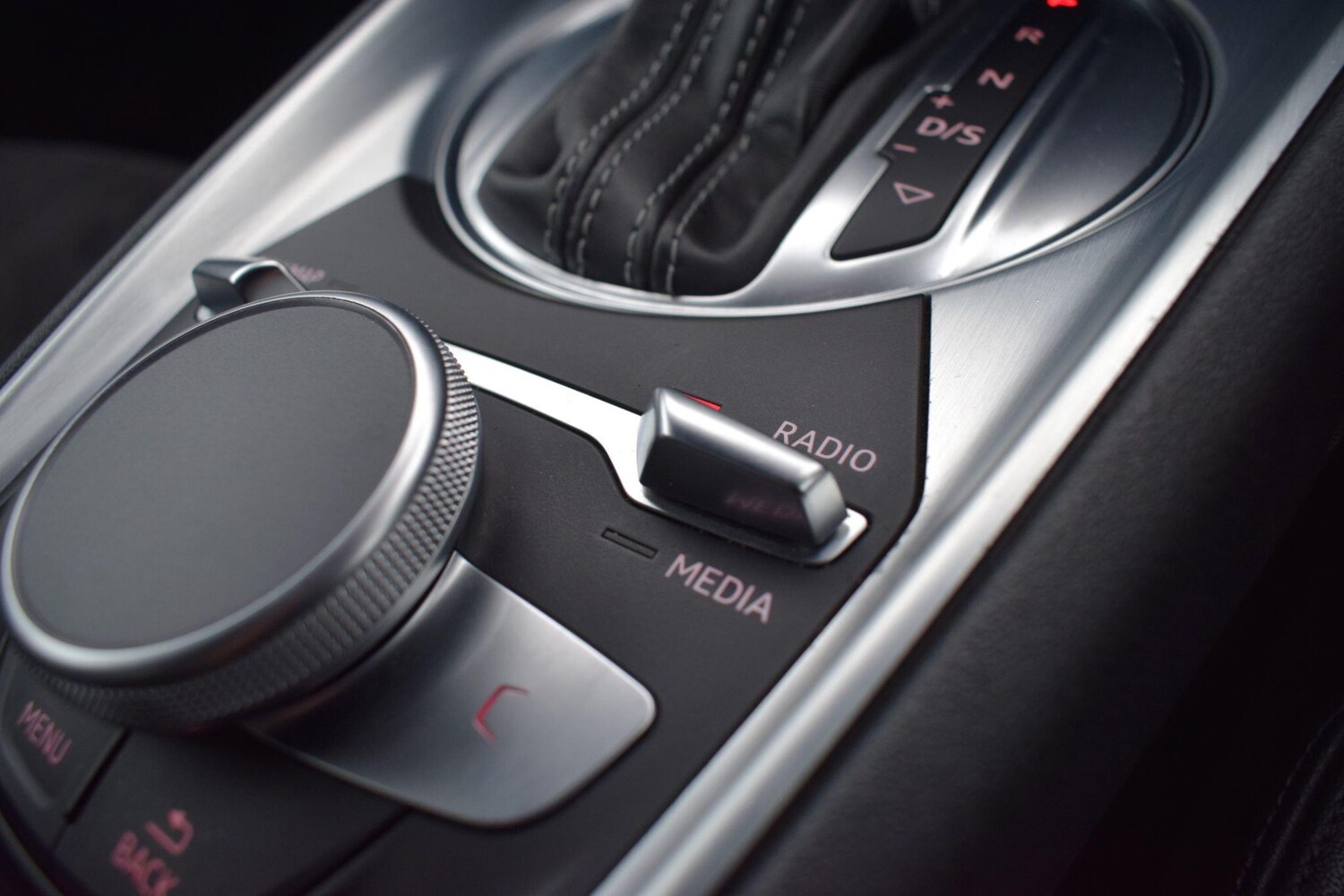 Used Audi TT for sale - 77440727: Photo 12